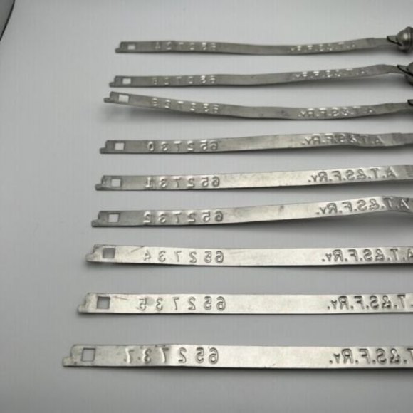 Atchison Topeka and Santa Fe Railway Box Car Door Security Seals A.T. & S.F.RY. - Picture 7 of 11